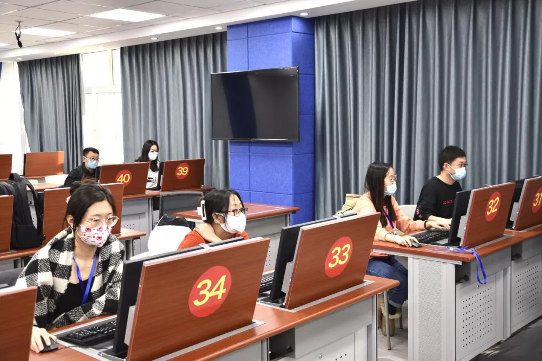 皇冠428428娱乐娱城教师在2021年“振兴杯”吉林省青年职业技能大赛职工组竞赛中获得第一名