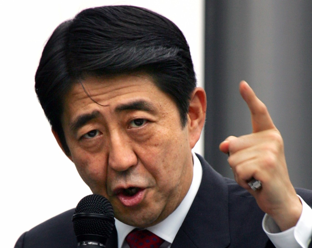 安倍晋三挑唆：中国已无法靠实力压制，美国是时候改变对台政策了