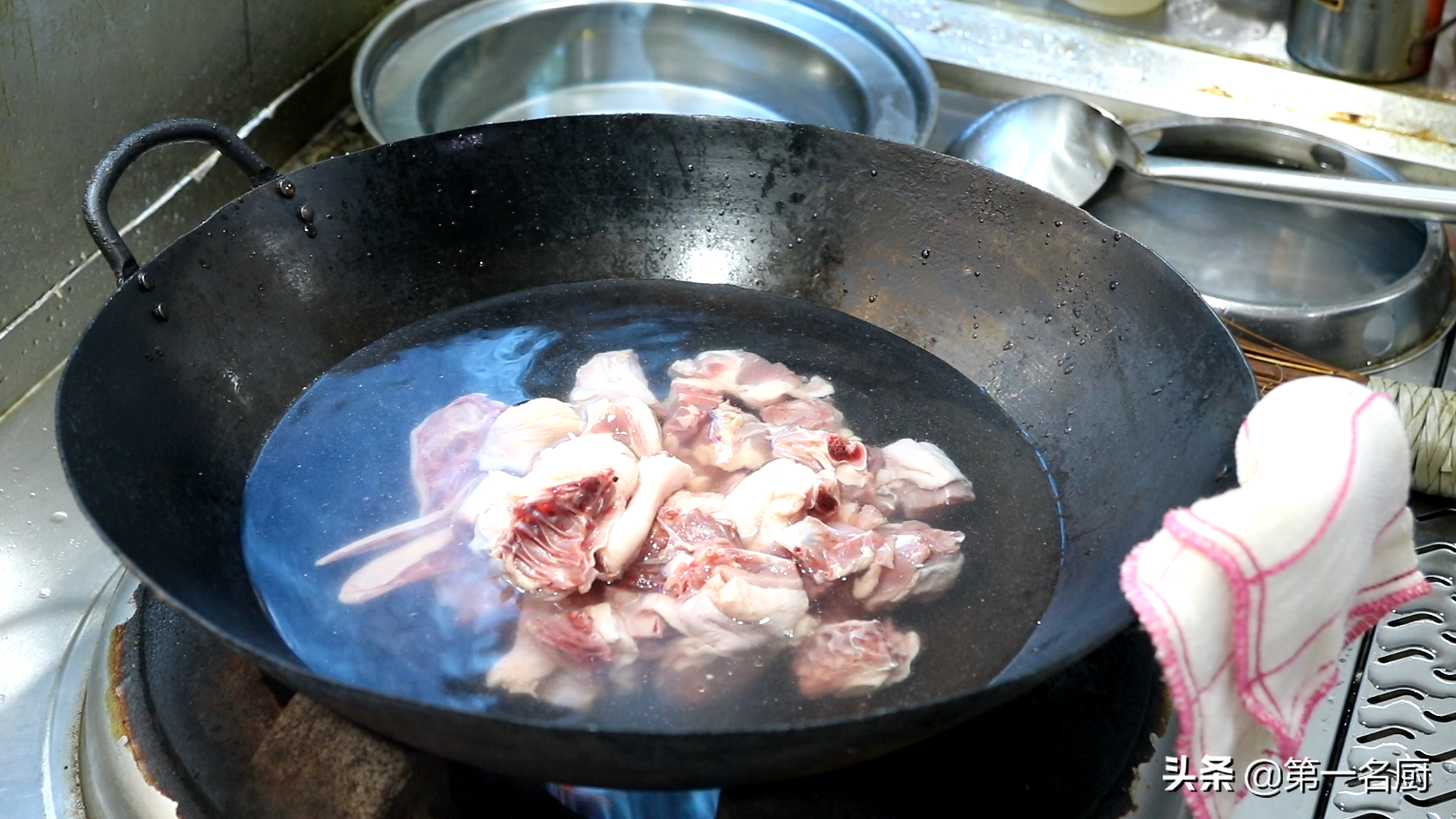 冬至后，要常吃这4道家常热菜，热乎乎的端上桌，滋补又暖身