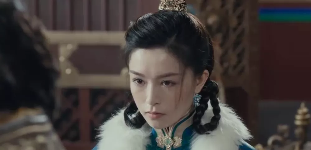 新版《倚天屠龙记》,是香港武侠电影的最后一次“诈尸”