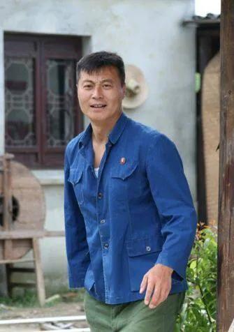 今日新剧推介：电视剧《张卫国的夏天》湖南卫视今晚22点播出