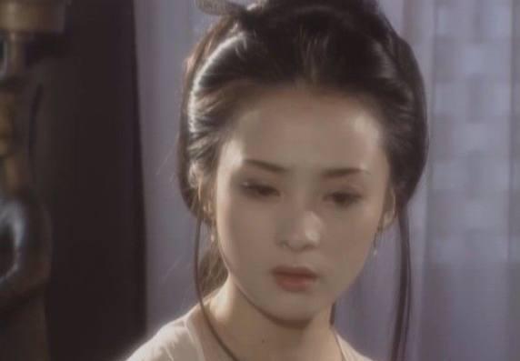 和陈红齐名的古典美人，曾被誉为“最美西施”，早早隐退销声匿迹