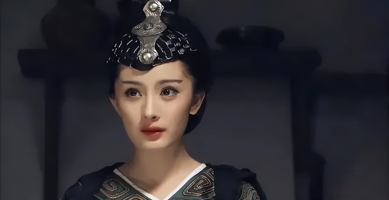 16位同一角色，前期单纯萝莉PK后期腹黑御姐！谁的黑化最带感？