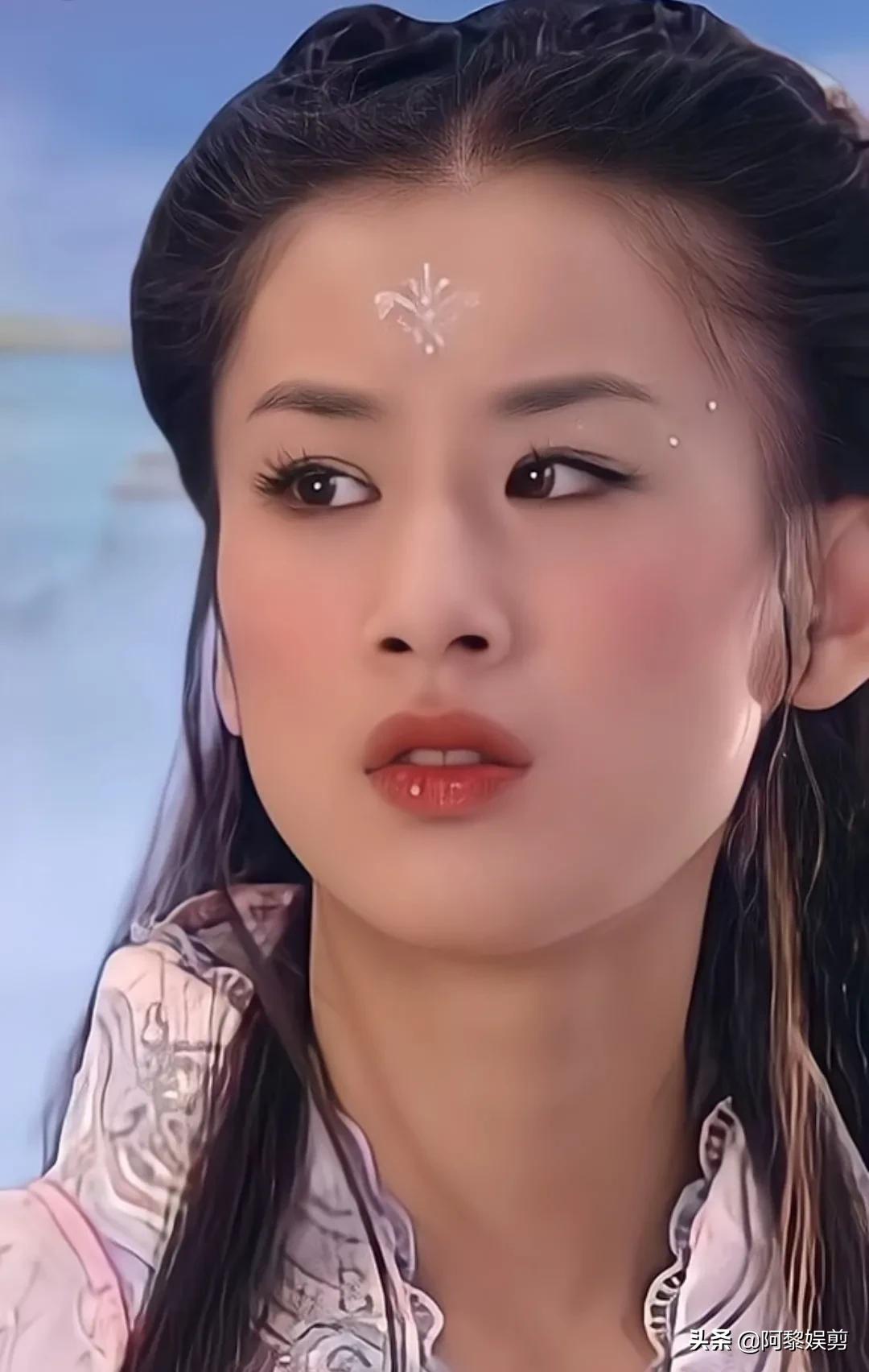 黄圣依年轻时真漂亮