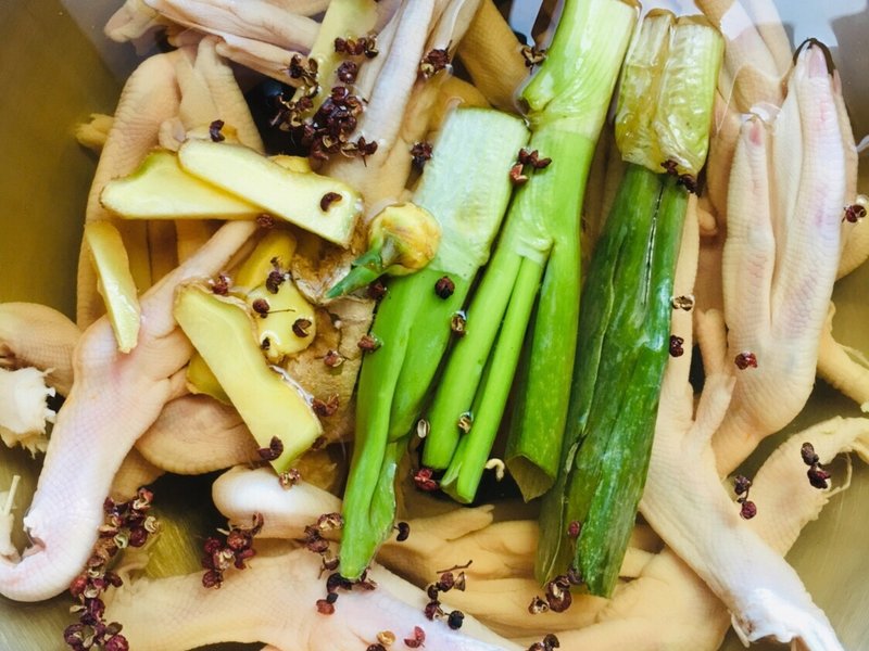 龍巖泡鴨爪,龍巖泡鴨爪的制作方法和配料