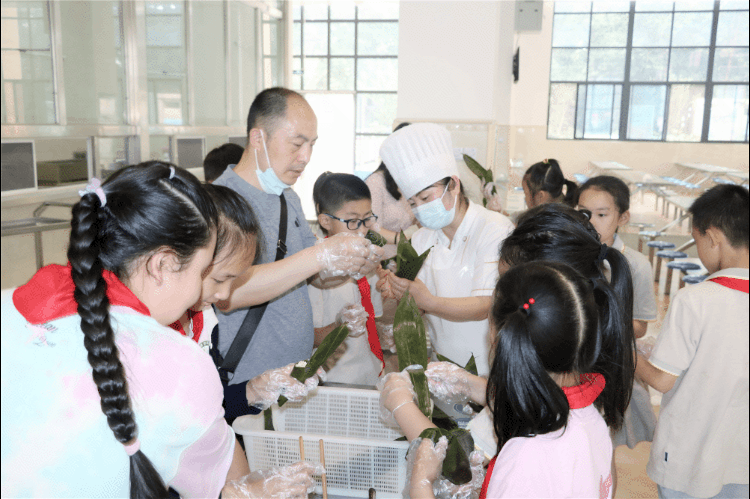 “粽”情端午 欢乐无限｜实验小学外国语学校工会委员会欢庆端午节