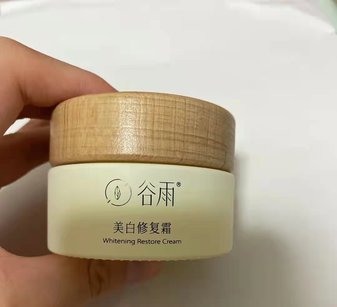 面霜不是越贵越好！这4款均价百元的“国货面霜”，完全不输大牌