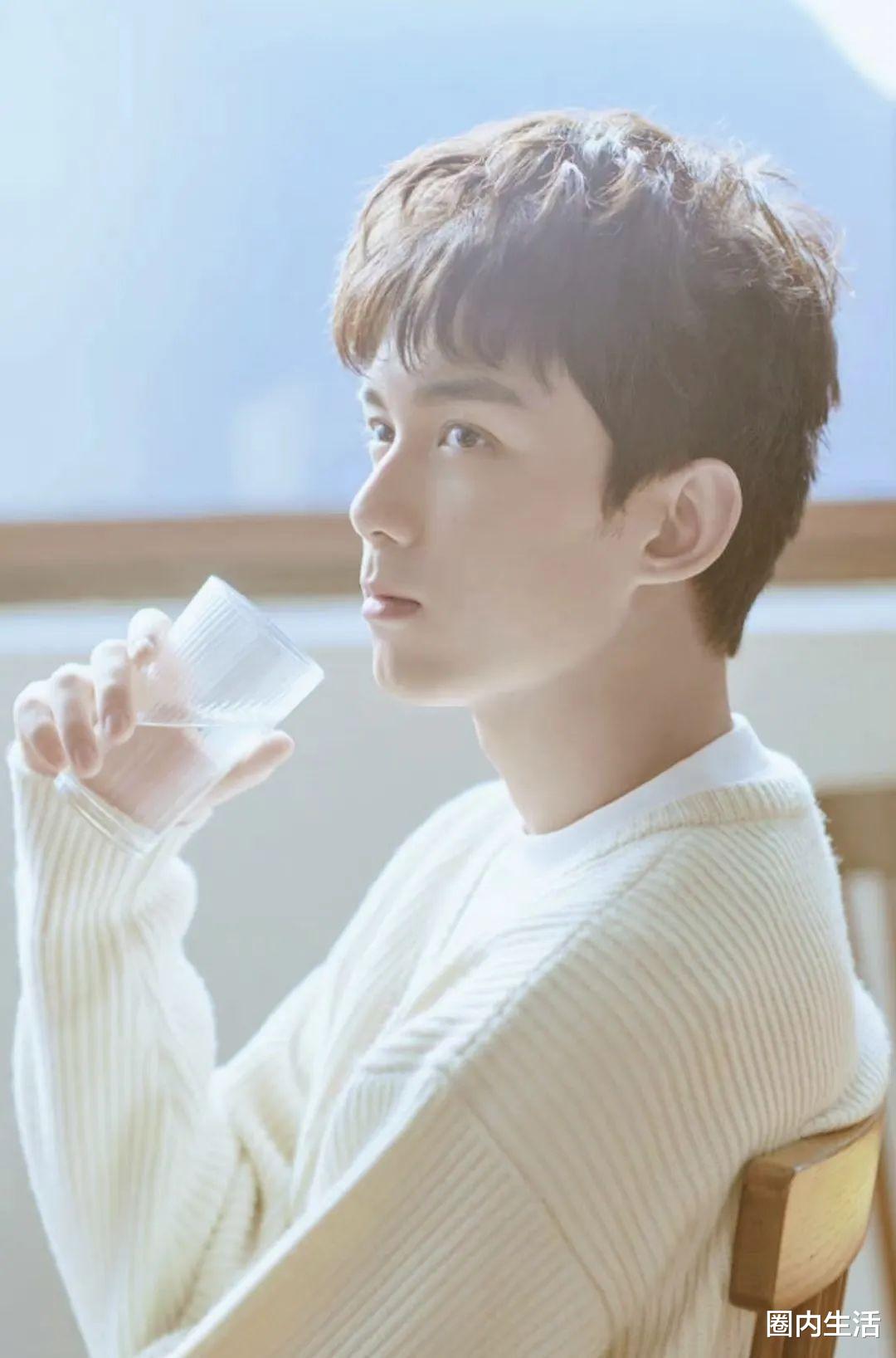 易烊千玺现状？