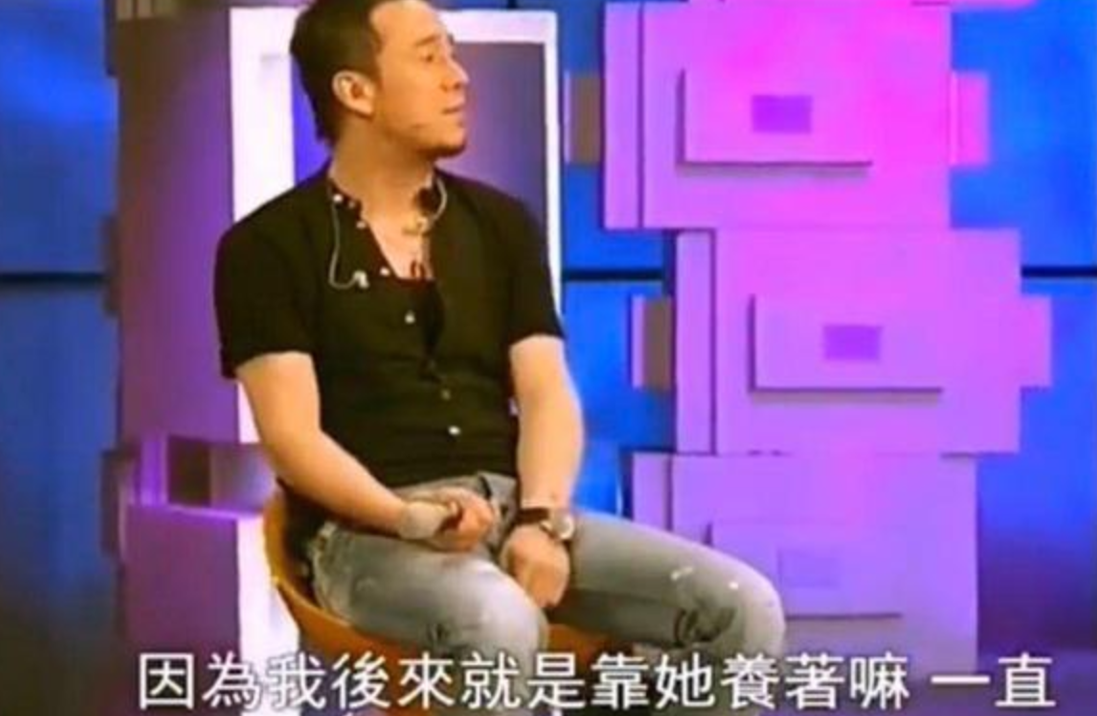被女友养3年还当掉对方项链，50岁杨坤至今未婚，爱人已不在人世