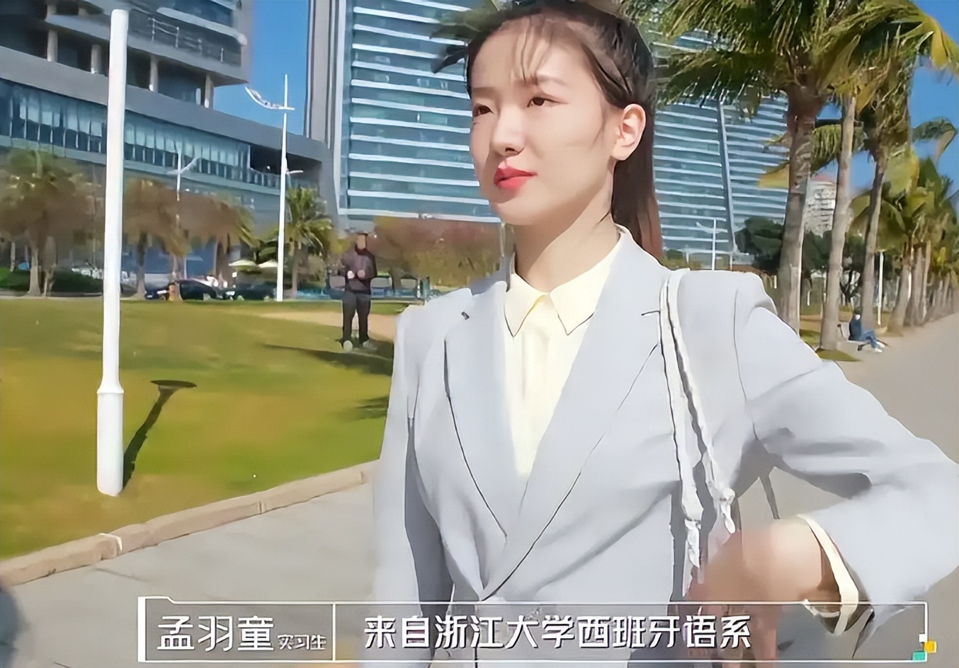 孟羽童因带货能力被传辞退？本人直面回应，只是一老老实实打工人