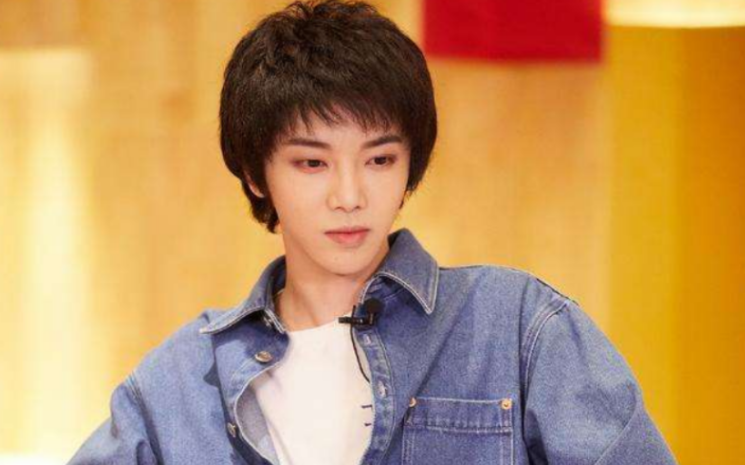10位家里富得流油的明星：华晨宇、虞书欣家里有矿，杜海涛商二代