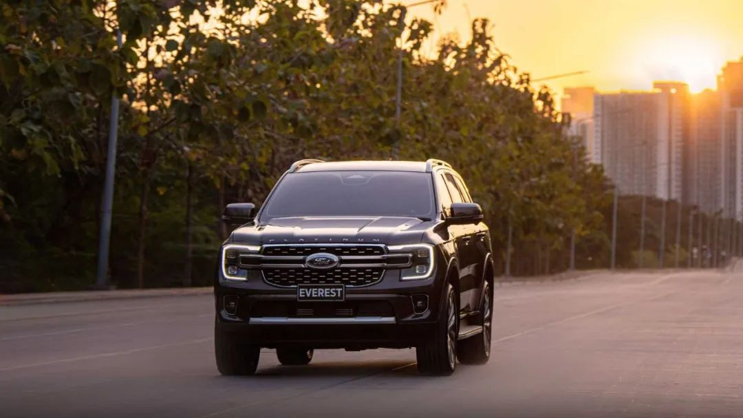 全新福特撼路者发布！275匹马力的7座越野车仅此一家