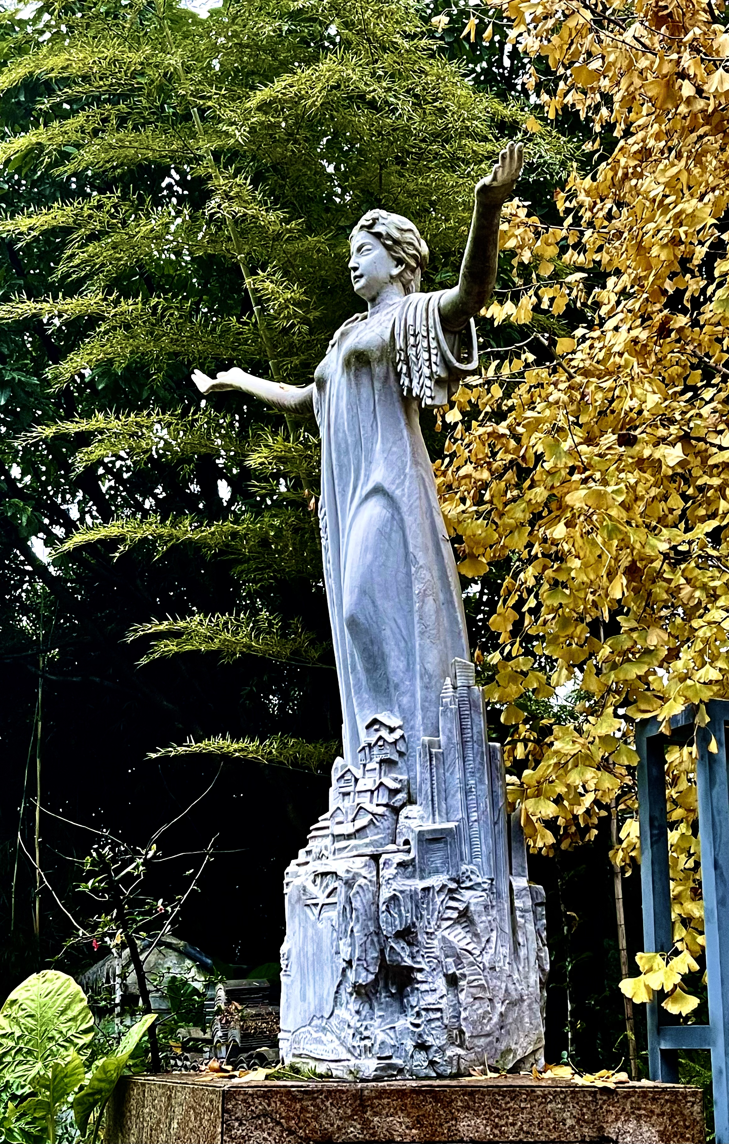 名家风采——国际著名雕塑家郭选昌作品赏析