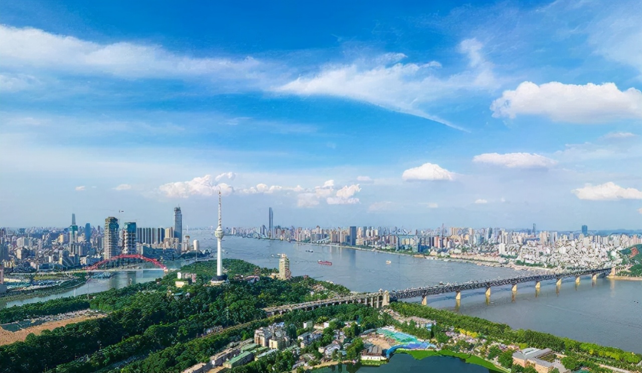 恭喜！湖北两所中学入围清华优质生源地，被誉为湖北双子星