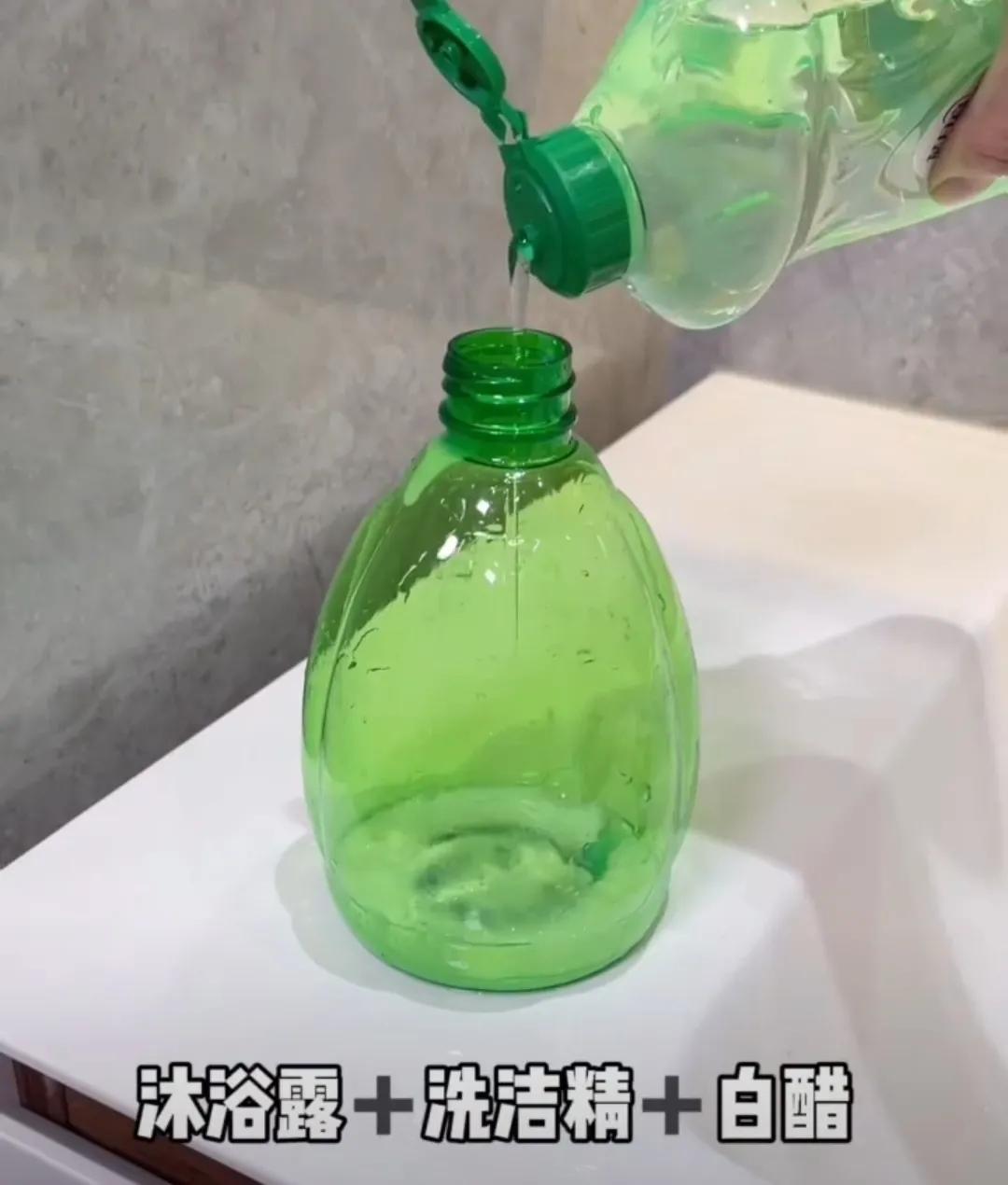 羽绒服清洗有妙招，自己动手，省时省钱又干净