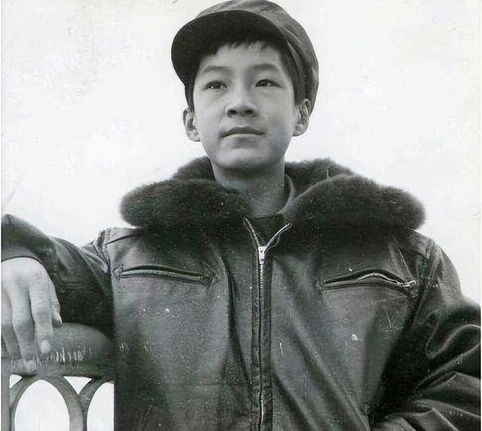 “宠妻狂魔”冯远征，心疼妻子丁克多年，却直言40岁时便已后悔