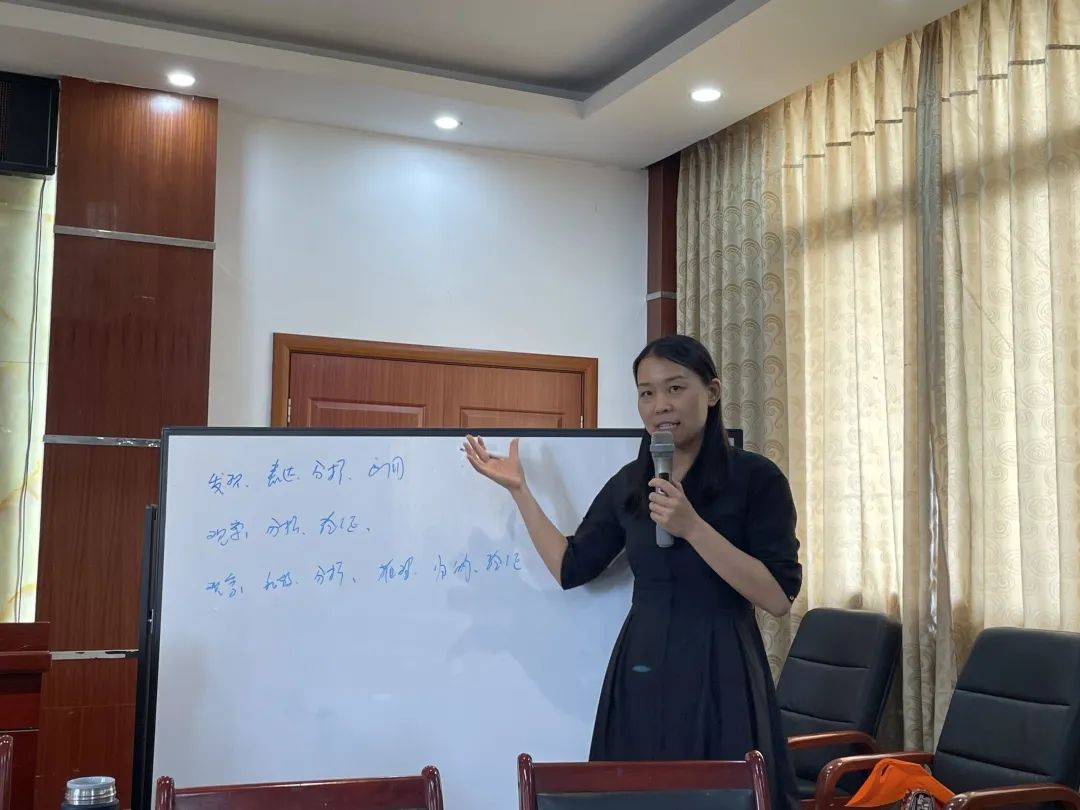 天府新区教育联盟集团小学段六年级数学教研活动在大林小学举办