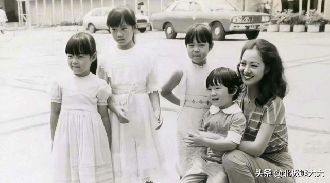 容忍丈夫出轨，用44年的卑微隐忍换来百亿遗产，何莉莉真是不简单