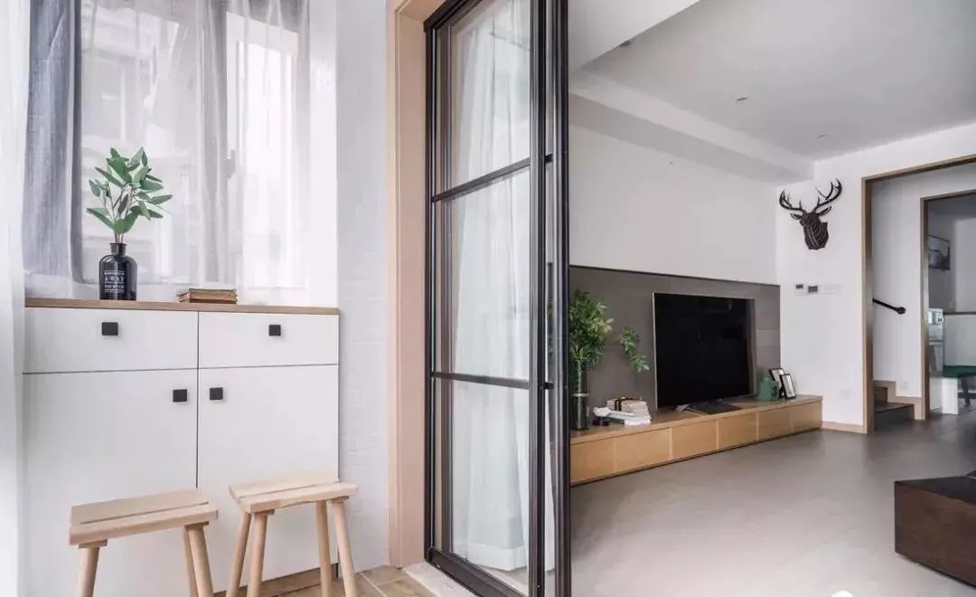 阳台太小，如何设计更合理？