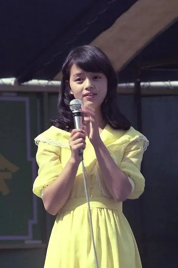 她是昭和顶级美人，美貌惊为天人！63岁至今未婚，优雅爆棚