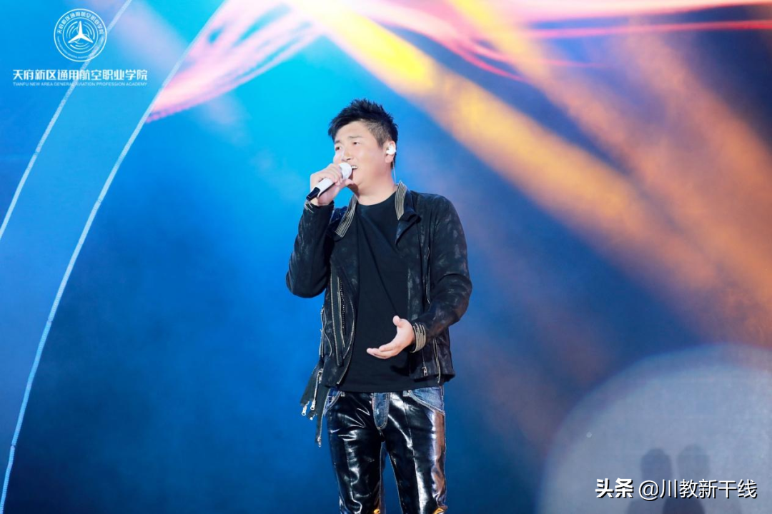 就业升学路皆宽——走进中国第一所通用航空高校天府通航学院