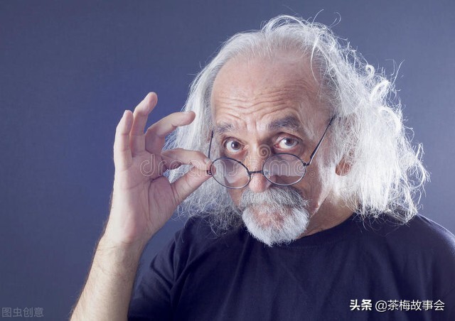 为了通过法考，她花了4年时间，而现在，她终于收获了果实