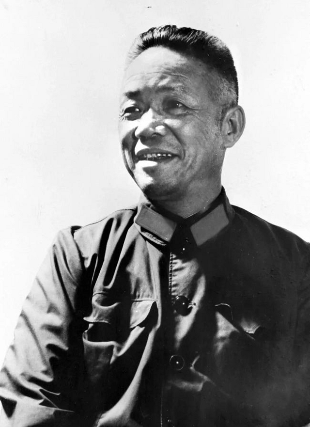 ���ֱ�����������ʷ��ë��ϯ�Ƹ�����������ȳ������ж����Ϊ