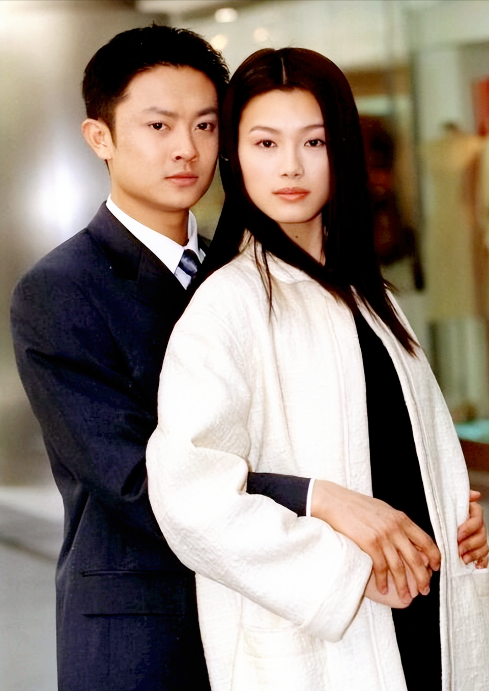 印小天与哈林娜离婚5年：他在悲痛中送走父亲，她单身带着儿子