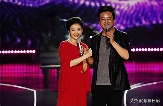 娱乐圈鲜为人知的亲属关系，陈凯歌陈赫不算啥，每一对都意想不到