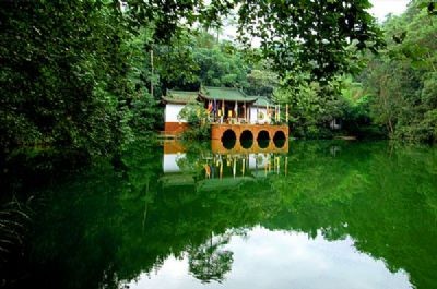 被打假的道长李一：学费上万元强奸女学生，逃美国难混又回国