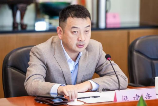 梁建章建议：取消中考，合并初中和高中，上4年后参加高考