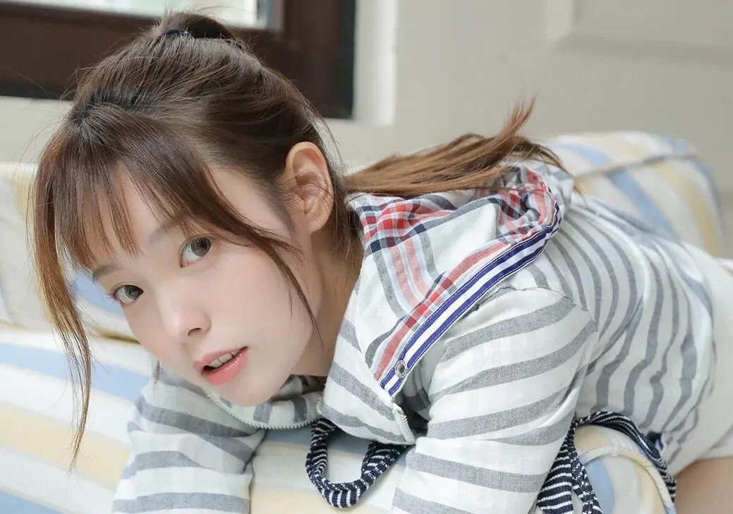 和女孩子的聊天技巧，内向的人相亲怎么聊天？