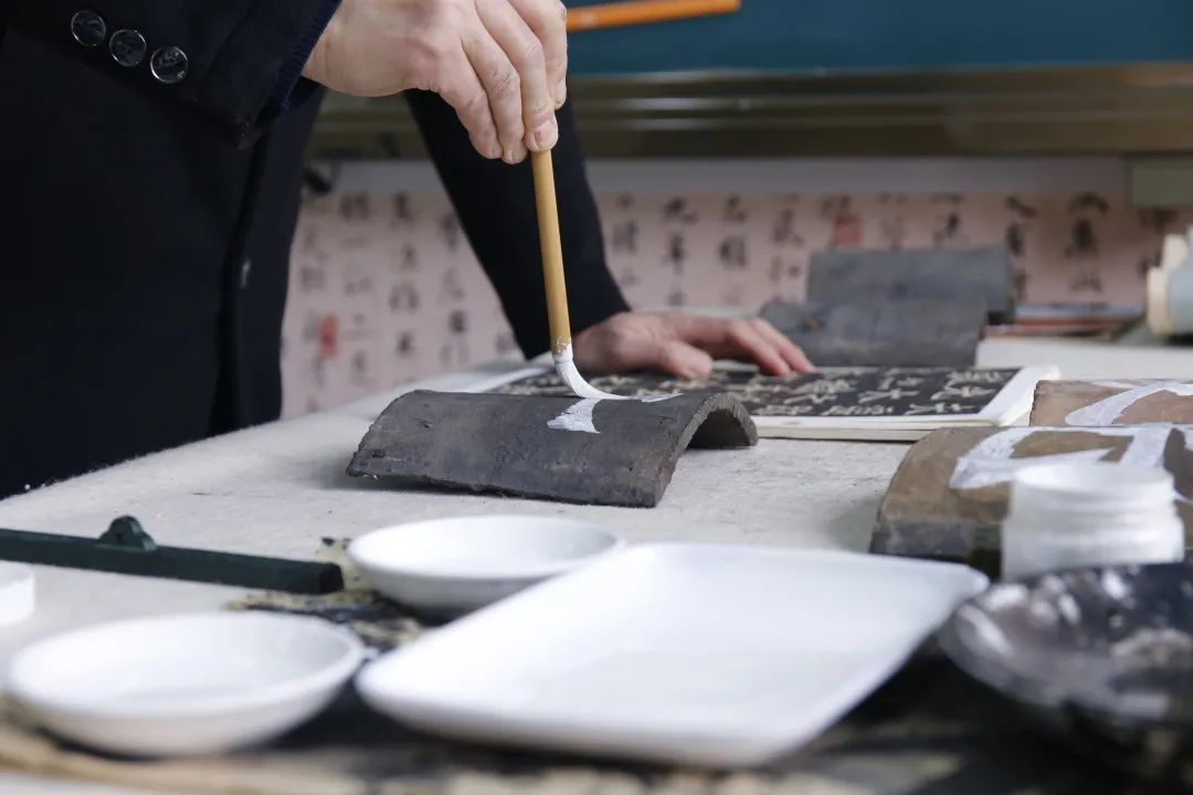 天府新区南湖小学参加“爱成都·迎大运”书法比赛并取得优异成绩