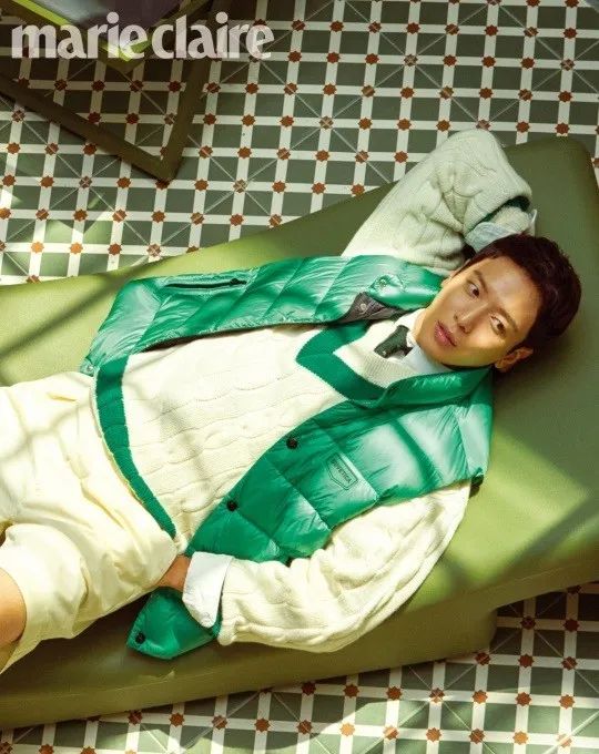 林允儿 泫雅 IU 郑容和 NANA 雪炫 LISA 玄彬 金泰妍 秀智 李光洙 V 车银优等