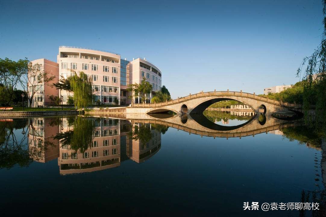 成都大学和济南大学，两个以省会命名的高校，哪个综合实力更强？
