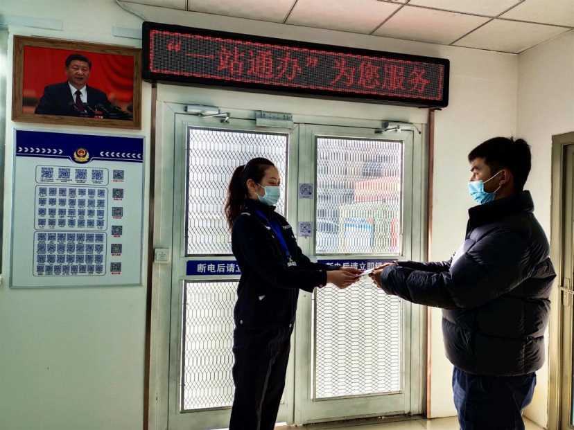 新疆若羌：便民警务站实现46项业务“一站通办”