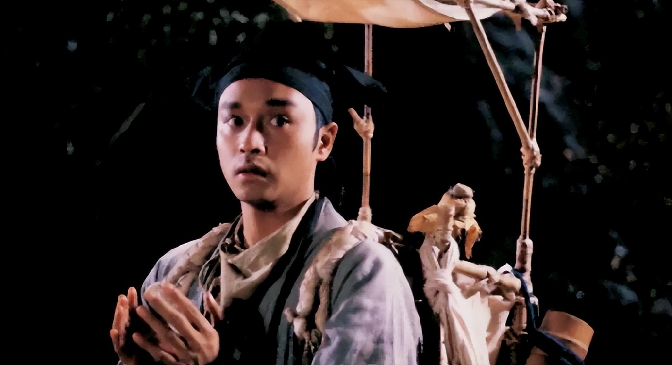 同样是演白面书生，把张国荣、任泉和佟梦实放在一起差距就出来了