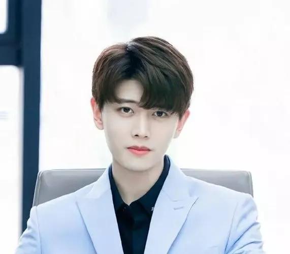 顾千帆、顾魏、顾一野、顾川、顾廷烨、顾燕祯，你最钟意谁？