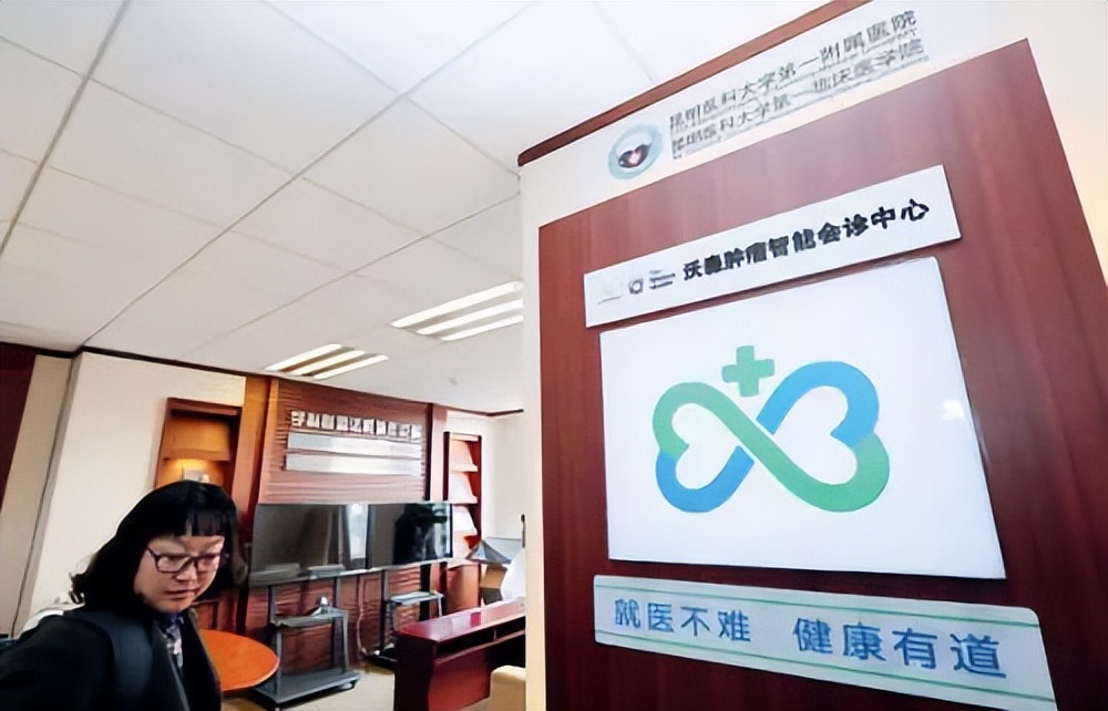 无人驾驶出租车逃逸事件：警棍在手却拦了一场寂寞