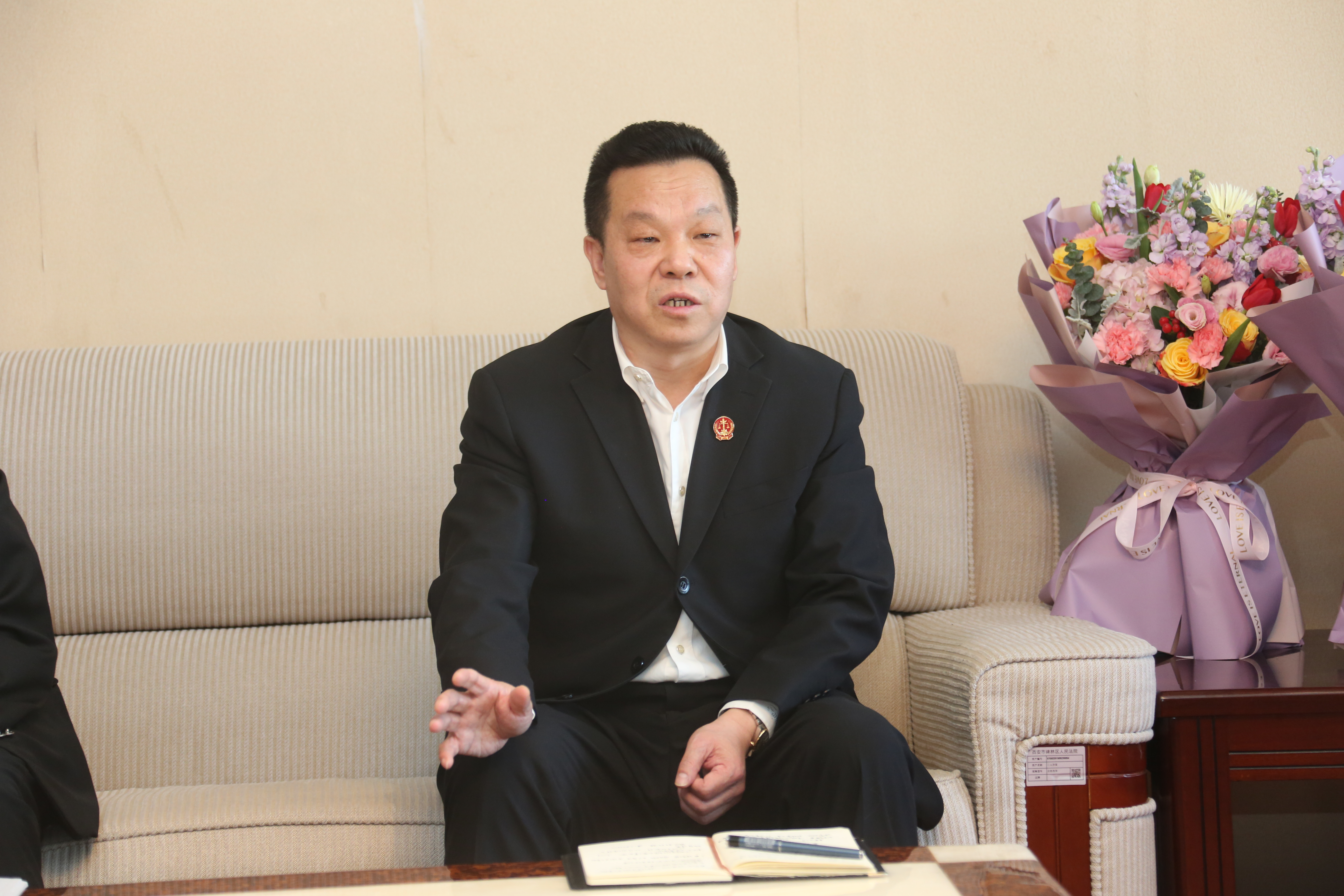 展巾帼风采 做铿锵玫瑰——为西安碑林法院工作高质量发展做出更大贡献