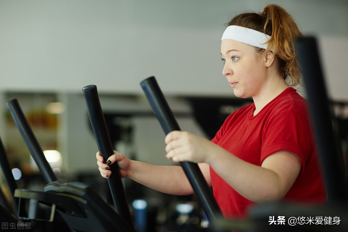 夏天去健身房锻炼，教你3个方法，轻松减肥拥有好身材