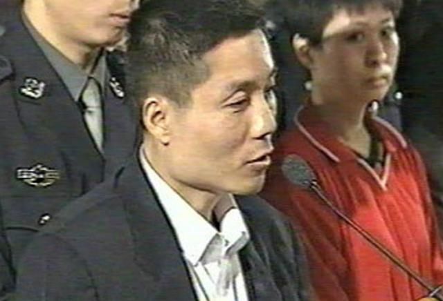 杀害五十多人！中国第一悍匪全国通缉，死刑前还拖5名情人下水