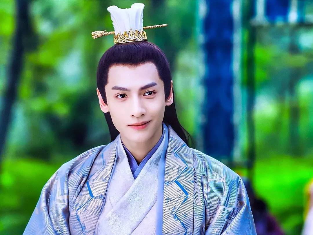 《白发》无辜背负仇恨的容齐，至死守护容乐，自此世上再无齐哥哥