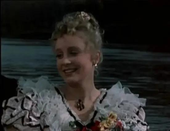 世界电影（0126）苏联电影《脖子上的安娜》（1954）剧照欣赏