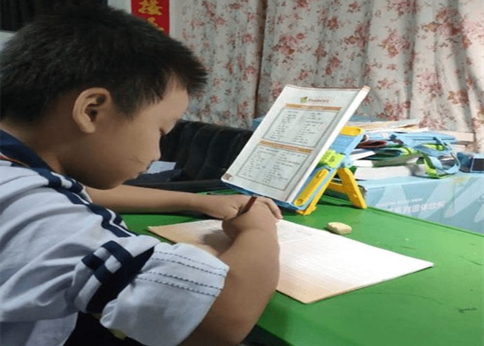 2018年，浙江少年高考前突患绝症，抱病考694分成状元，后来怎样