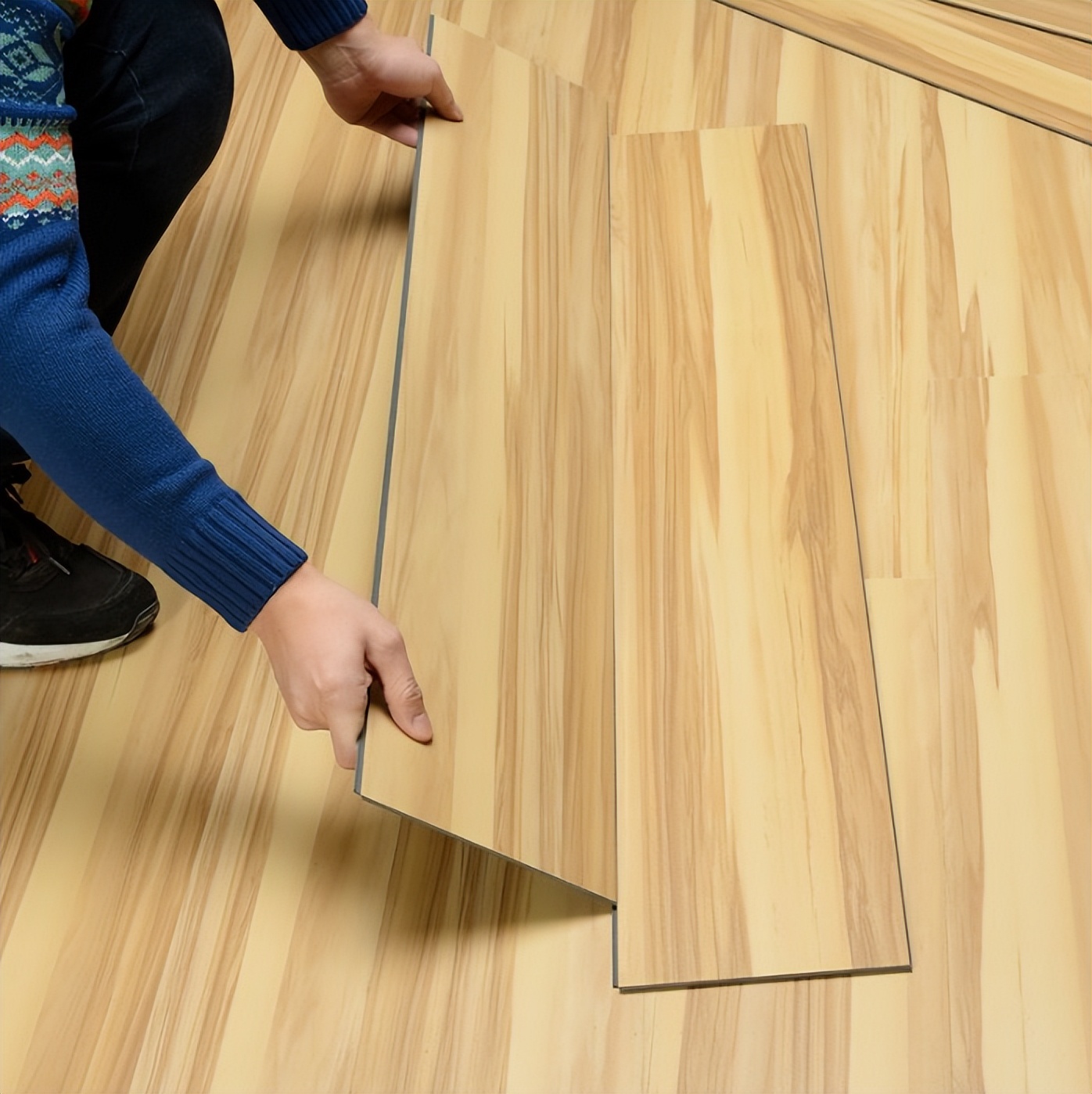 地面装修，并非只有瓷砖和木地板，现在流行这种材料，环保又耐磨