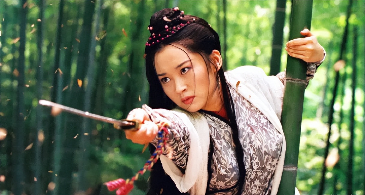 “龙须刘海”不要随便碰，颜值高的仙气飘飘，颜值低的秒变蟑螂精