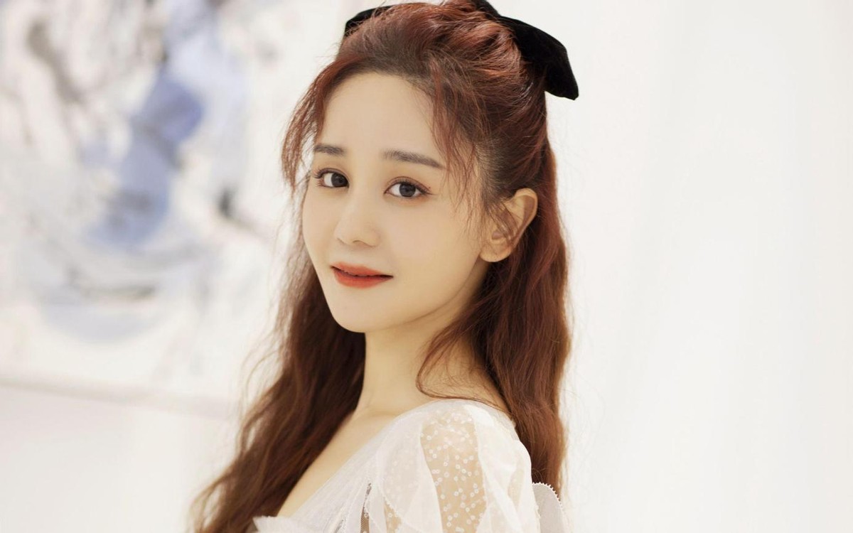 一脸“苦瓜相”却还能演大女主，这8位女星越看越丧，导演咋想的