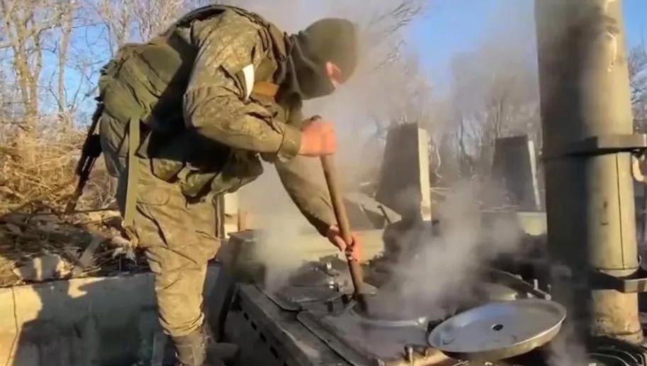 ����������̣�˫��ʿ���Ե����������ҹ�Ұս��ʳ�أ�