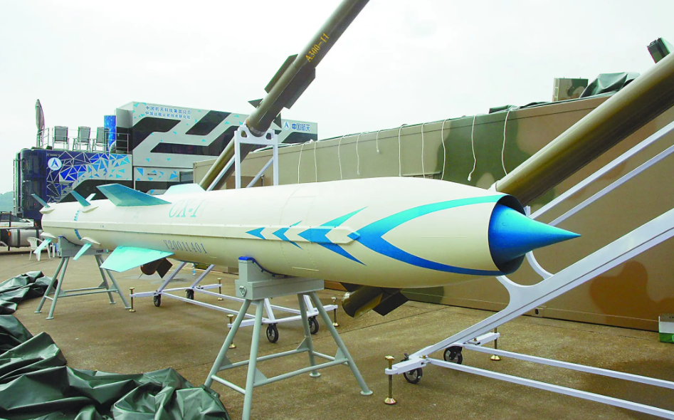 The Chinese Cm 302 Anti Ship Missile With A Range Of 290 Km Scrapped Large Destroyers In One Shot Laitimes
